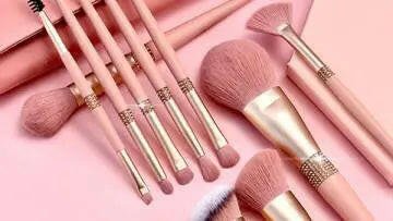 Manikin Pink Makeup Brushes - My Store
